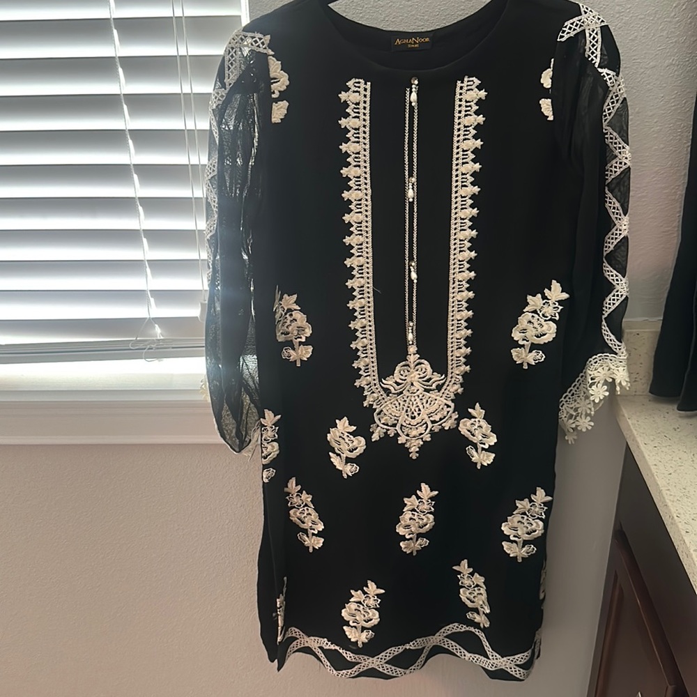 Agha Noor Kurta